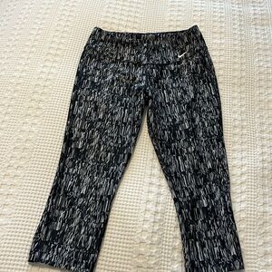 Nike leggings